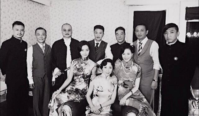 吴刚：一盒冰淇淋娶到妻子，恩爱30年无绯闻，明星儿子成他骄傲