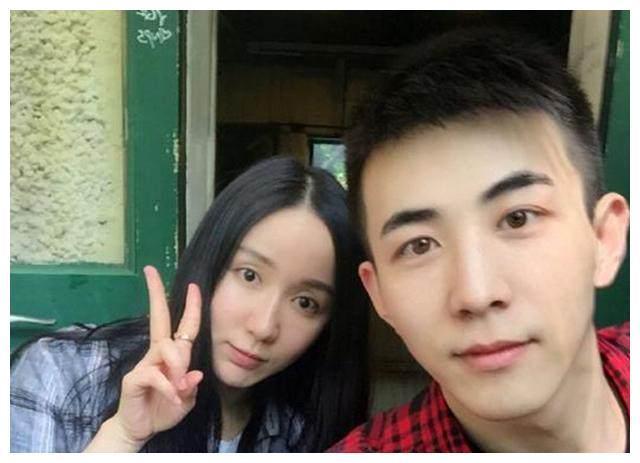 娄艺潇李川姐弟恋情曝光 网友曾小贤要伤心欲绝了