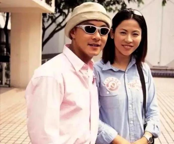 宣萱前男友是谁有几个 50岁现任老公是谁