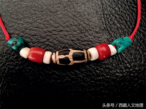 古老的天降石：藏族同胞最贵重的护身符，还是藏族姑娘出嫁必备