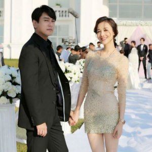 ​朱孝天秘密领证与韩雯雯结婚 F4只剩言承旭未婚