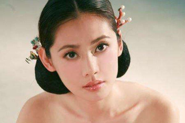 秋瓷炫三级片写真 湿身沐浴太过撩人性感身材惹人怜