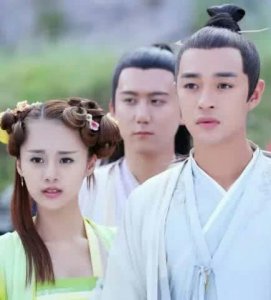 ​还记得《花千骨》中的落十一吗？如今结婚照曝光，老婆颜值亮了！