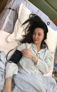 ​阮维希是谢霆锋女友吗？两人是什么关系
