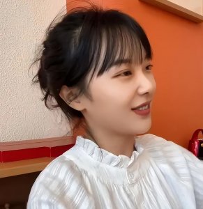 挖呀挖黄老师真容:失去美颜滤镜后,网友信念崩塌