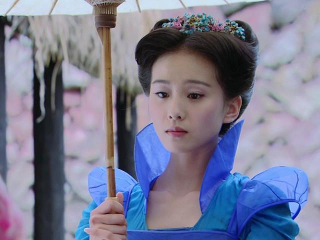 刘诗诗现身露小蛮腰(34岁刘诗诗罕曝生图)(5)