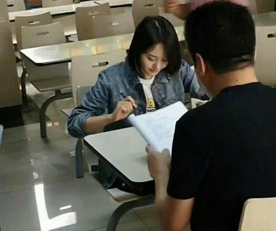 马天宇郑爽又来秀恩爱,马天宇告诉你什么叫实力宠!