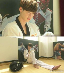 李钟硕 2012年《听见你的声音》 朴修夏这一角真是我心目中最绝的年