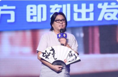 ​高晓松在阿里算高管吗，高晓松在阿里的职务是什么