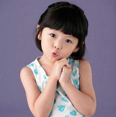 张小斐他老公是谁 很好奇张小斐结婚了吗