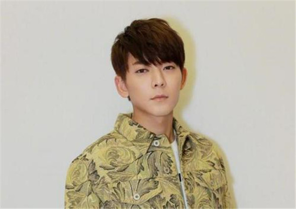 陈翔带李小璐闺蜜过夜在一起了吗,陈翔新恋情曝光现在的女友是谁