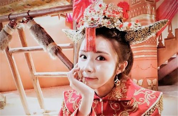 陈翔带李小璐闺蜜过夜在一起了吗,陈翔新恋情曝光现在的女友是谁