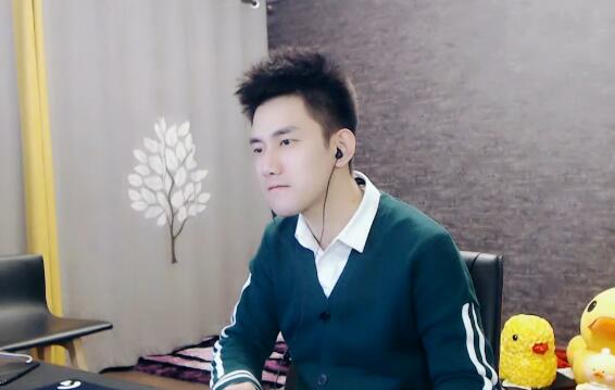 阿哲联系哦哥等财团迎战头条这次阿哲能拿下头条吗