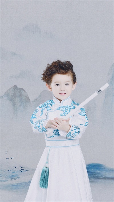 明星壁纸:童星小朋友Jackson「周嘉诚」|手机壁纸