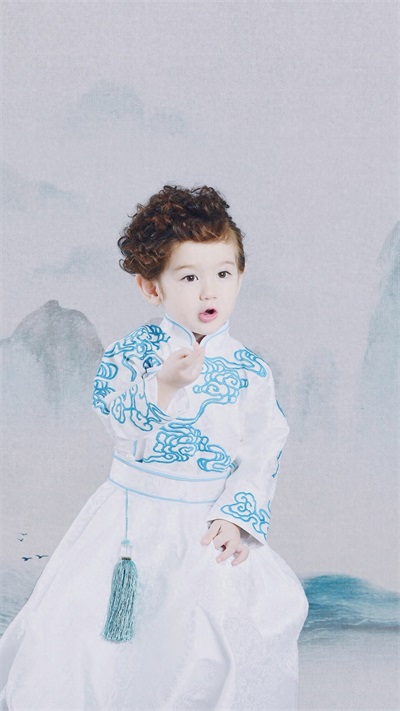 明星壁纸:童星小朋友Jackson「周嘉诚」|手机壁纸