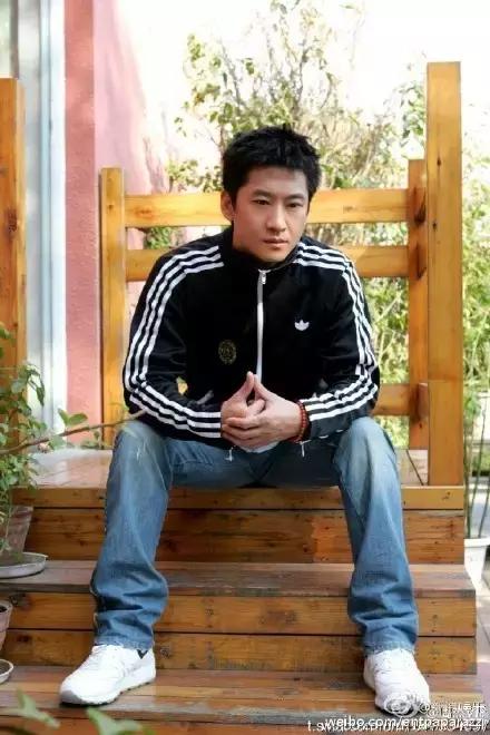周杰到底为什么无戏可拍(周杰对鲜肉当道呲之以鼻孔)(2)