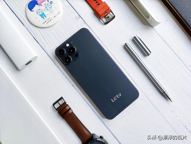 乐视y2pro详细配置（799元的iPhone）(40)