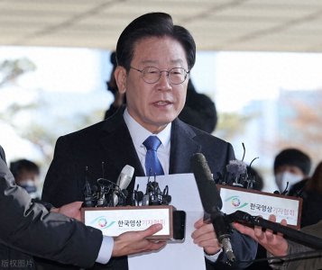 ​铁血背后的脆弱：李在明遇袭事件对韩国政局的影响深度解读