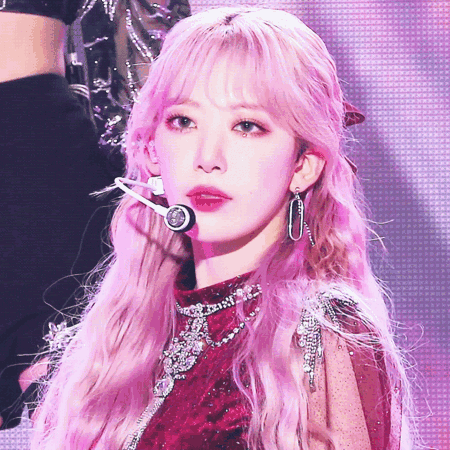 减龄适合所有脸型的发型(这4款发型女生剪了)(2)