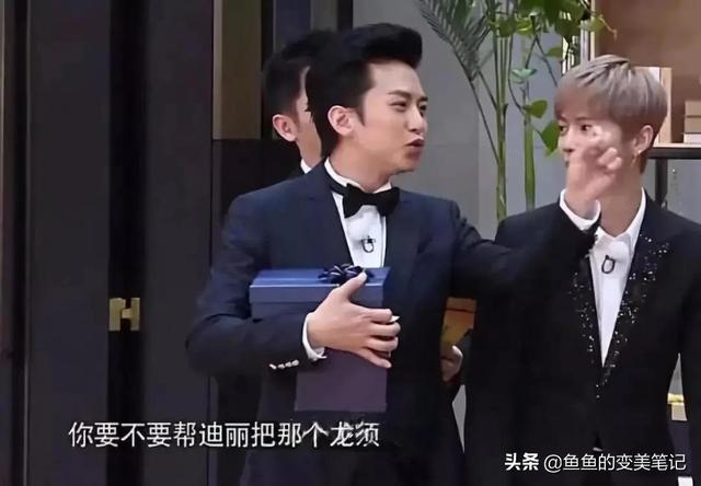 减龄适合所有脸型的发型(这4款发型女生剪了)(35)