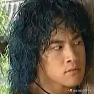 减龄适合所有脸型的发型(这4款发型女生剪了)(25)