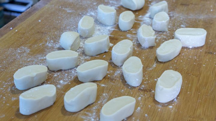 100种地摊小吃(分享12种最受欢迎的街边特色小吃)