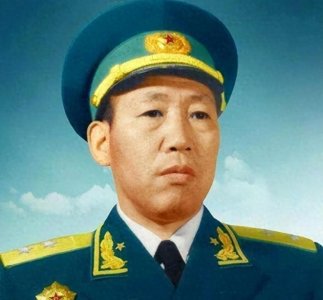 ​1955年授衔时我军177位中将大全，附各自戎装照片（五）