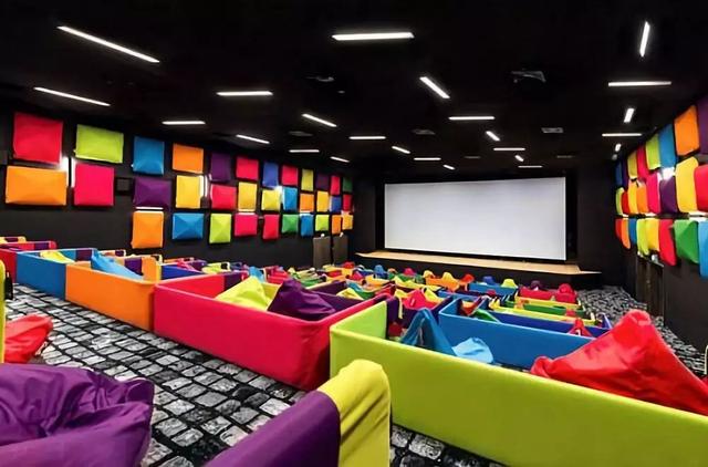 情人节晚上约会流程安排(情人节约会地点与成功概率分析)(10)