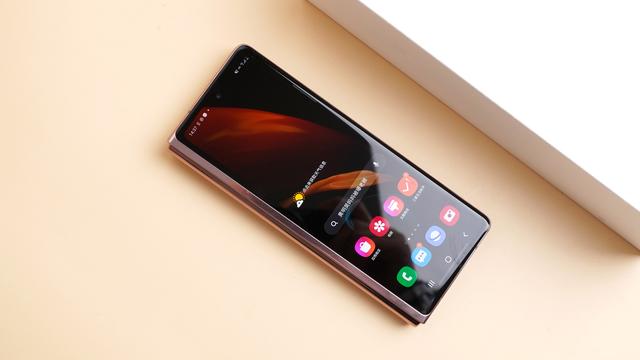 三星折叠屏手机fold 2怎样(三星GalaxyZFold2测评)(4)