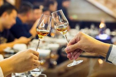 ​请客喝茅台迎宾好吗？请客喝茅台酒