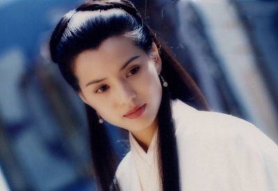 ​小龙女扮演者都有哪些图片（10位小龙女的扮演者，有的仙气飘飘被称赞，有的一