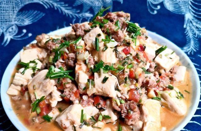 在农村关于野葱的几种吃法:清明前后更得多吃,预防感冒全靠它