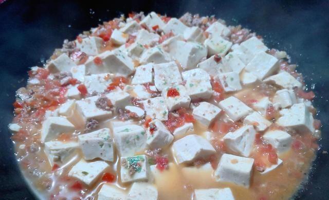 在农村关于野葱的几种吃法:清明前后更得多吃,预防感冒全靠它