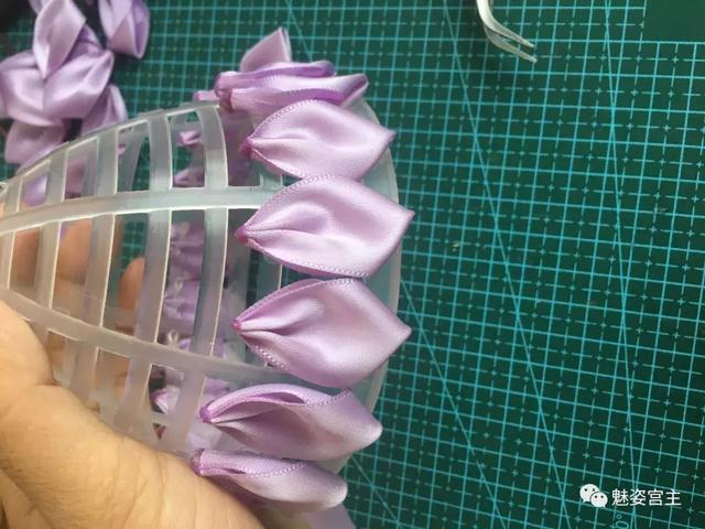 简单的手工芭比娃娃制作过程(你们要的DIY手工芭比娃娃来了)(14)