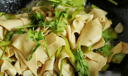 尖椒干豆腐的做法,尖椒干豆腐的做法家常图18