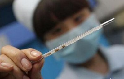 低烧多少度 非正常体温在38℃以下的患者