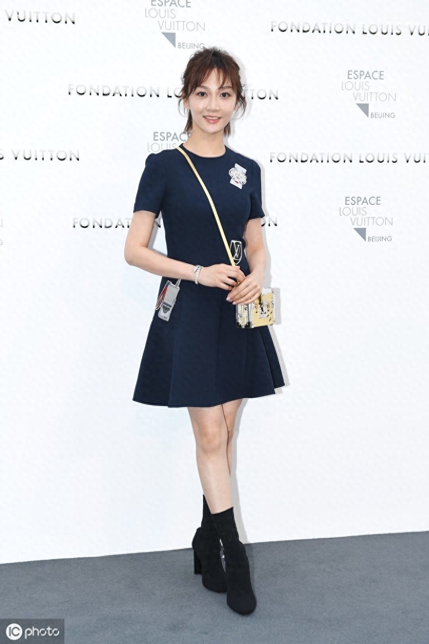 潘之琳被誉为“长江以南第一美才女”，30岁的她很干净