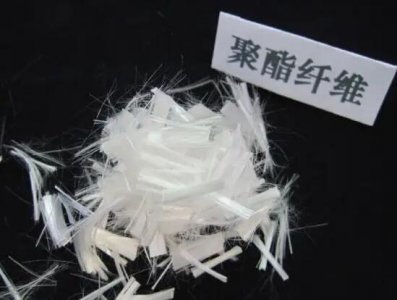 ​聚酯纤维是啥面料，俗称涤纶(一种合成纤维在日常生活中随处可见)