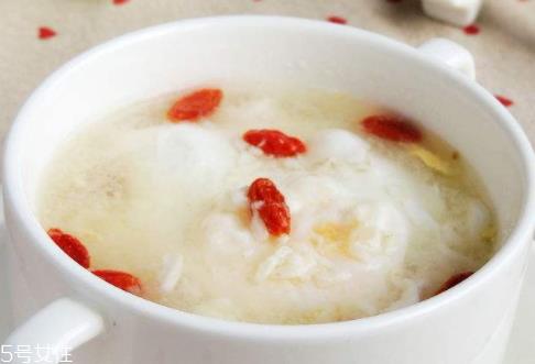 酒酿发红能吃吗 建议不要喝