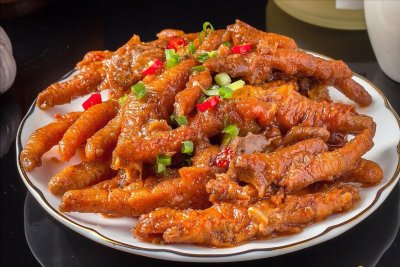 ​虎皮鸡爪，怎样才能起虎皮？谨记关键1步，皮酥肉嫩，一嗦就脱骨