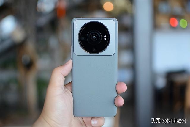 小米各系列手机测评(小米机皇再创低价)(2)