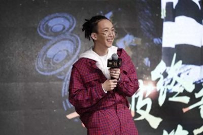 这就是所谓“你的男孩”TT?