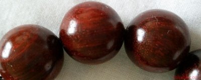 小叶紫檀手串泥料什么意思 小叶紫檀手串泥料