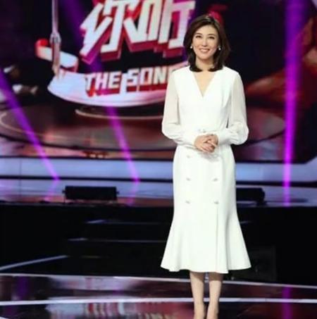 央视主播李红丈夫近照！