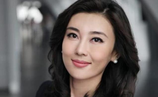 央视主播李红丈夫近照！