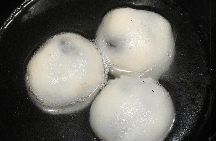 煮汤圆是用冷水煮还是用开水煮好啊