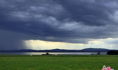 ​东边日出西边雨下一句,东边日出西边雨下一句是什么