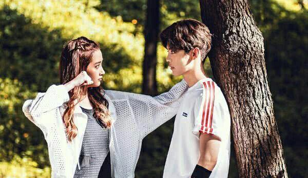 烂剧《甜蜜暴击》为何收视率爆表？这要从鹿晗关晓彤的爱情说起！