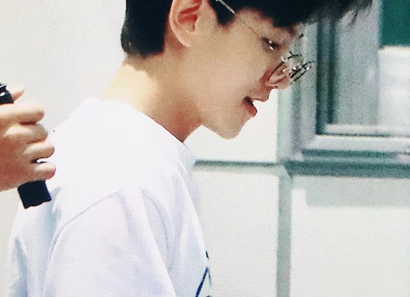 用护肤品脸刺痛是怎么回事(护肤时皮肤刺痛就是缺水了) 用护肤品脸刺痛是怎么回事(护肤时皮肤刺痛就是缺水了)