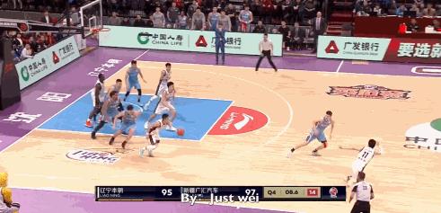 输给新疆后，郭士强罕见发怒批郭艾伦，郭艾伦社交发文引争议